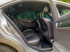 Mercedes-Benz C200 2013 Silver