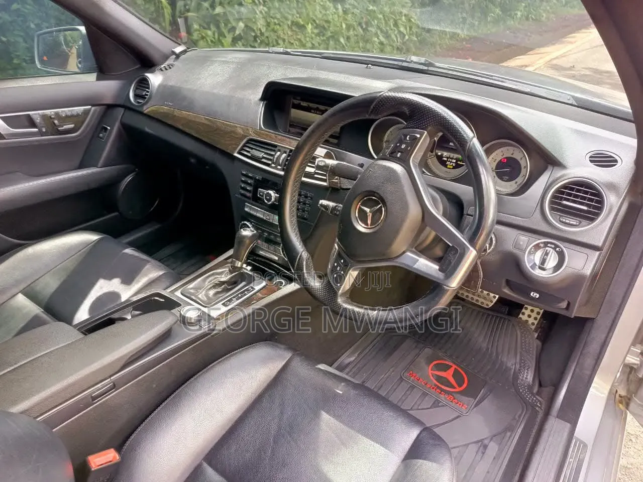 Mercedes-Benz C200 2013 Silver