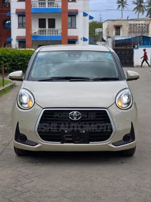 Toyota Passo 2018 Beige