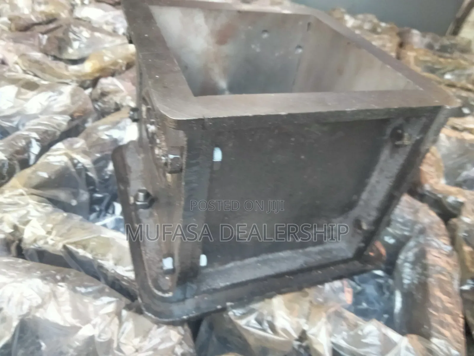 Cast Iron Cube Moulds 150×150mm