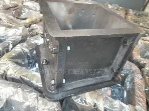 Cast Iron Cube Moulds 150×150mm