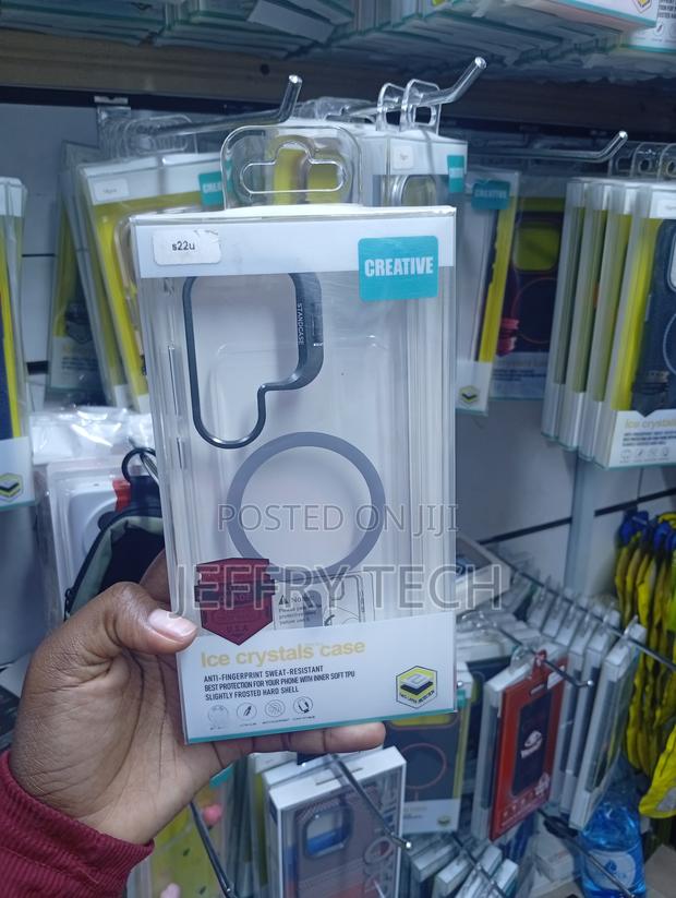 Samsung Galaxy S22 Ultralight Gray, Circular Ring Is Embedded Case - main view