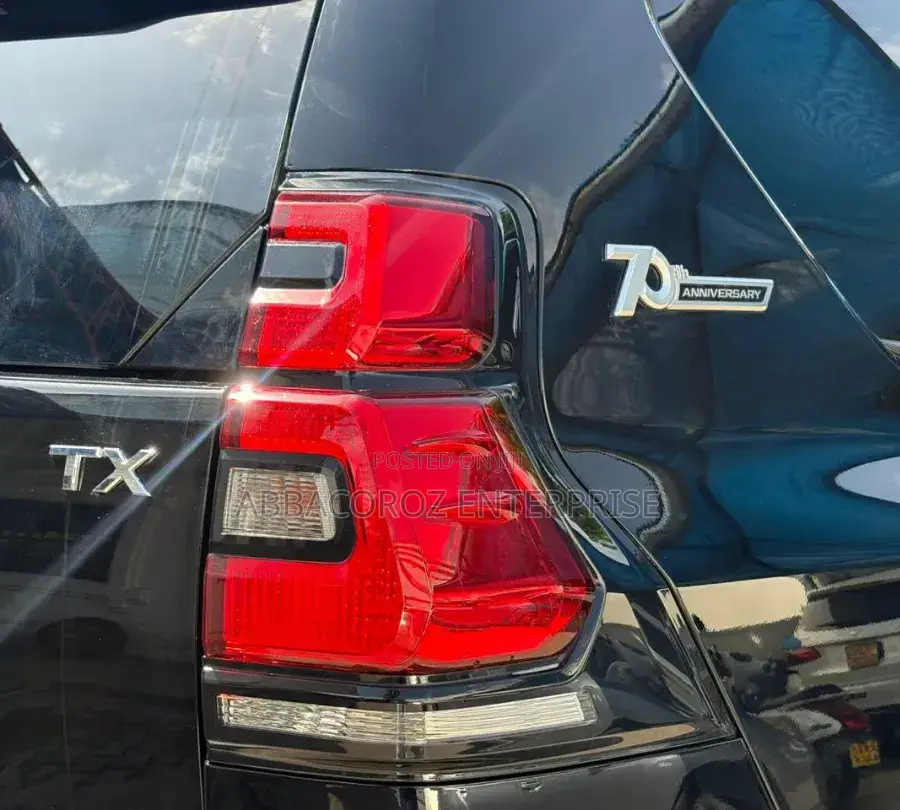 Toyota Land Cruiser Prado 2.8 2021 Black