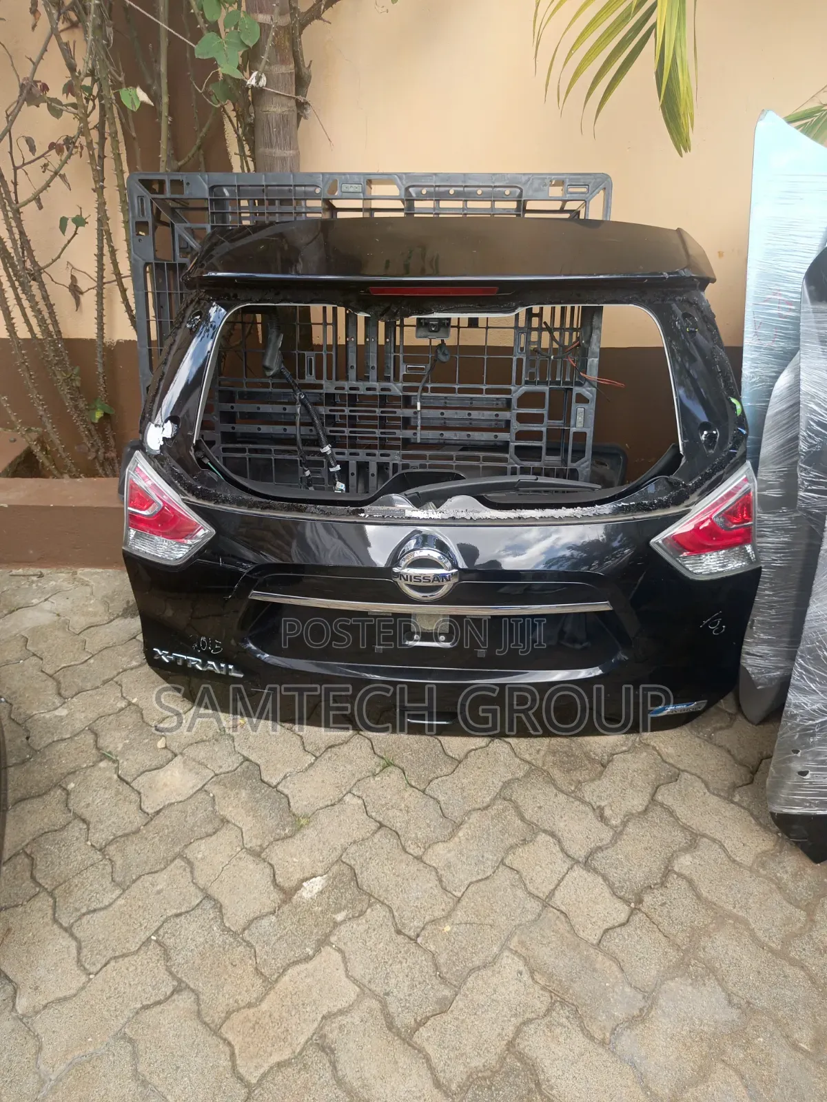 Nissan X-Trail 2015 X-Japan Boot