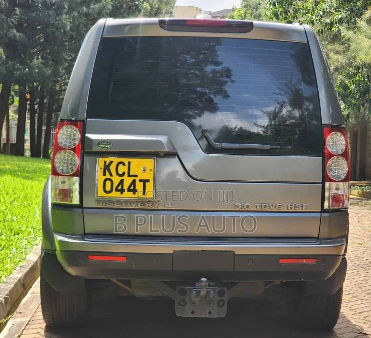Land Rover Discovery 2010 Gray
