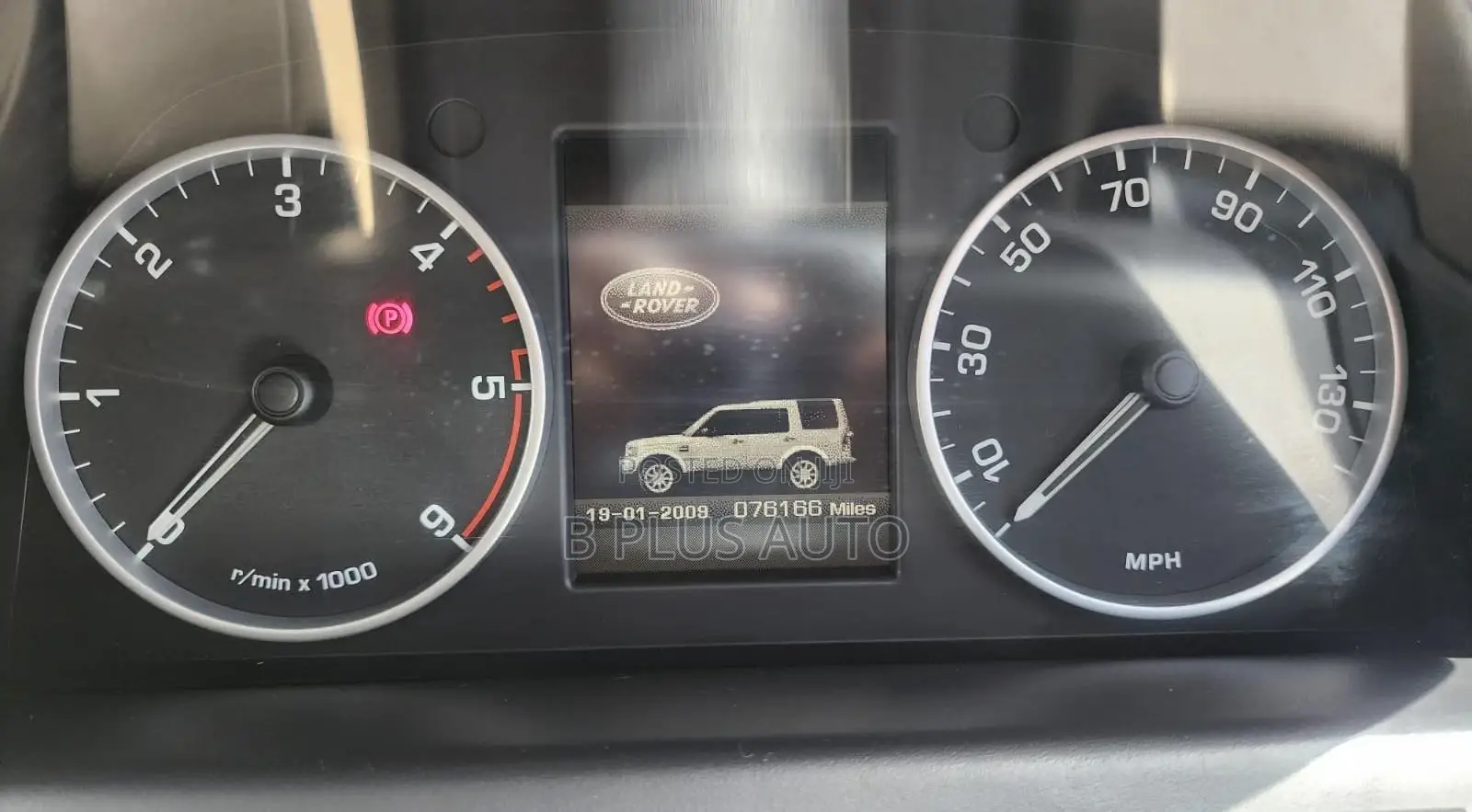 Land Rover Discovery 2010 Gray
