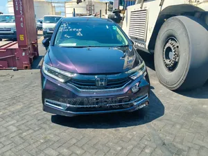 Honda Fit Shuttle 1.5 Hybrid 2WD 2019 Purple