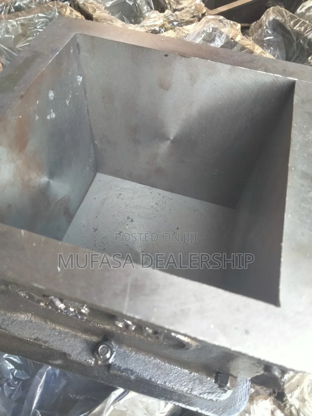15cm×15cm Cube Moulds C.I