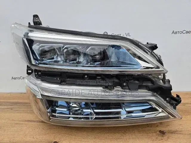 Vellfire 2015 Headlights