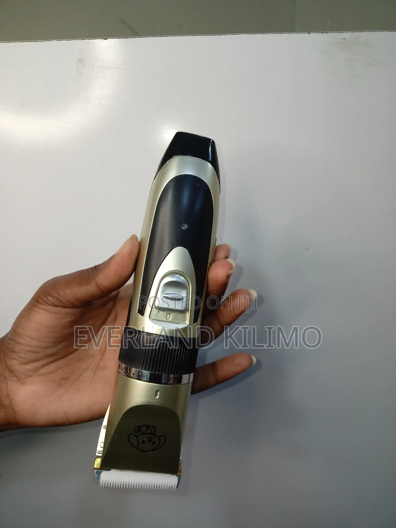 Cordless Dogs Recheargeable Shaver