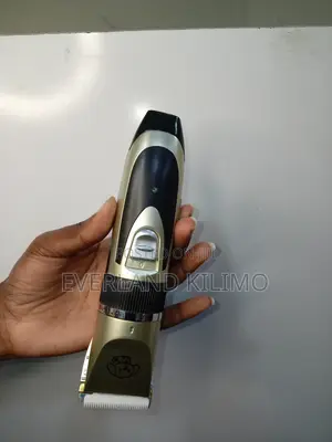 Cordless Dogs Recheargeable Shaver