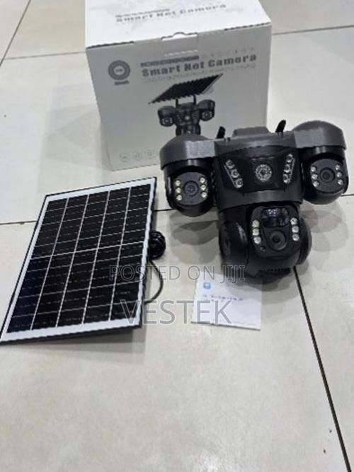 Outdoor Triple Lens Solarsecurity Camera With Phone Monitoring Alarm