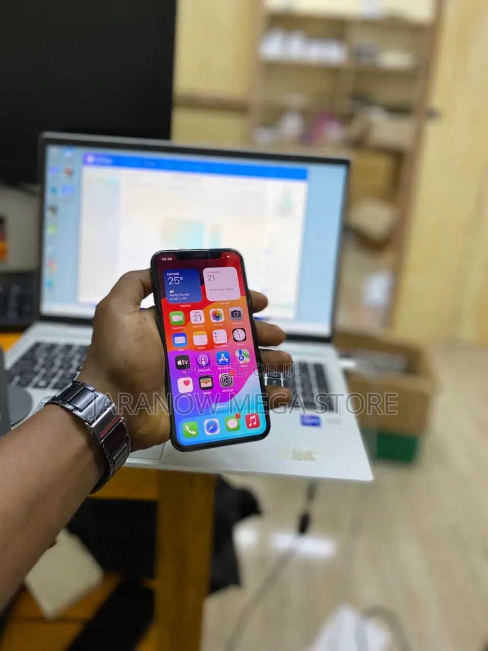 Apple iPhone XS 64 GB Black