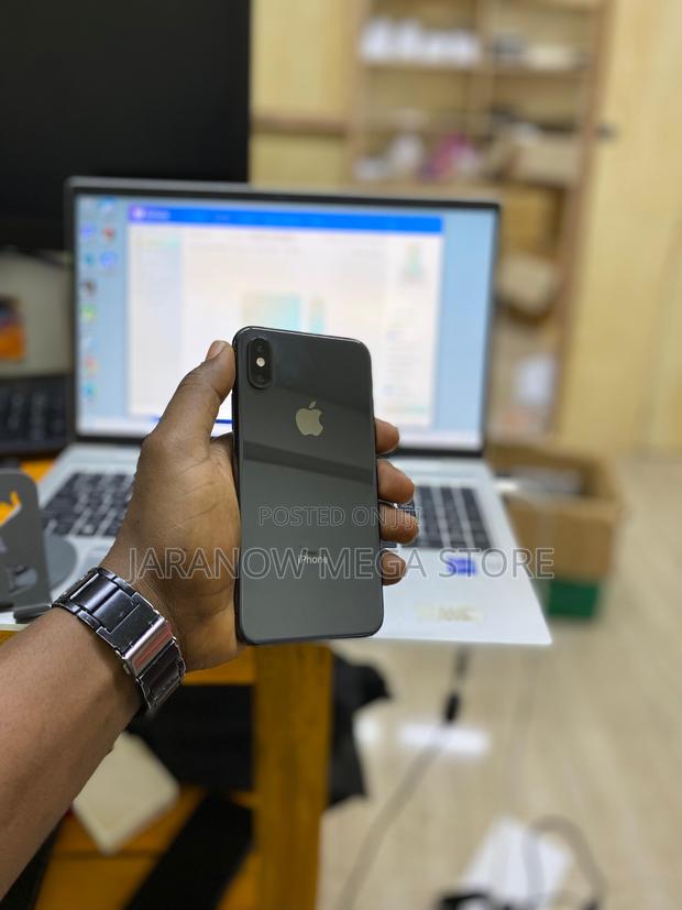 Apple iPhone XS 64 GB Black - thumbnail 2