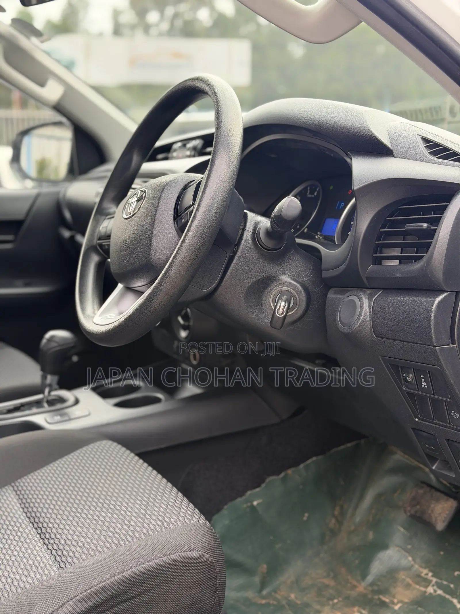 Toyota Hilux Revo Double Cab Deisel 2.4 RWD 2019 White