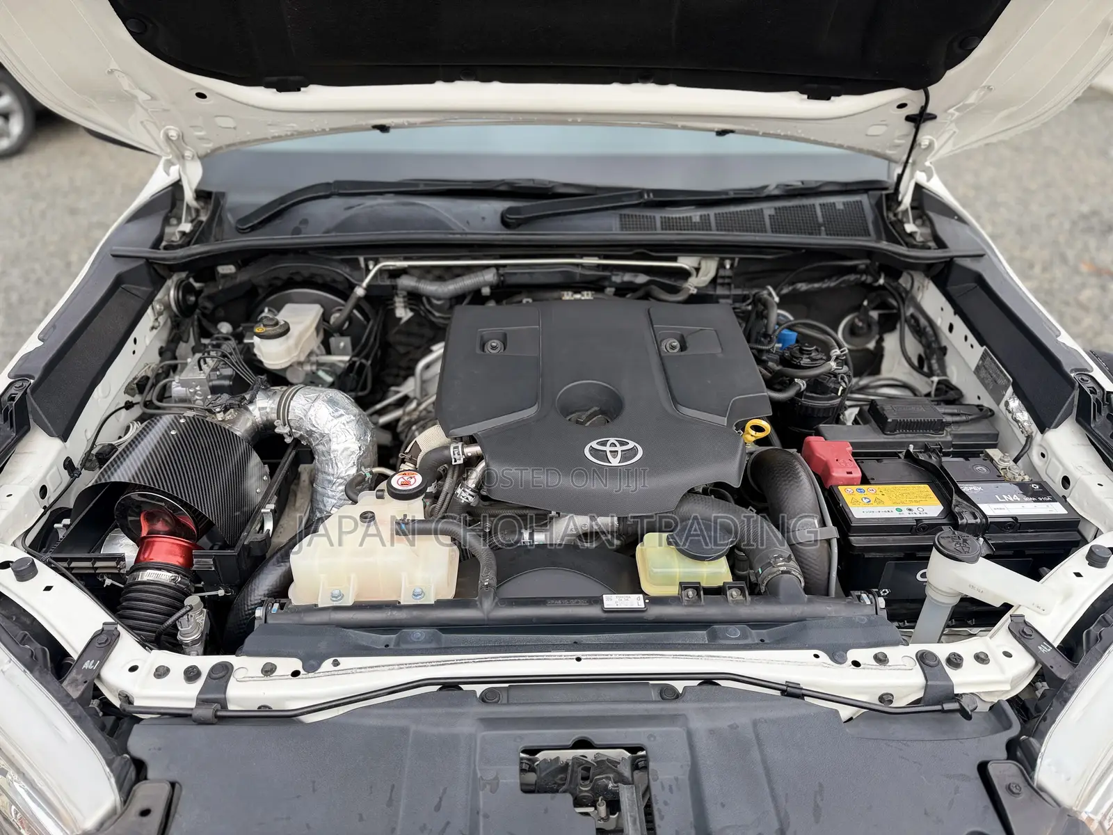 Toyota Hilux Revo Double Cab Deisel 2.4 RWD 2019 White