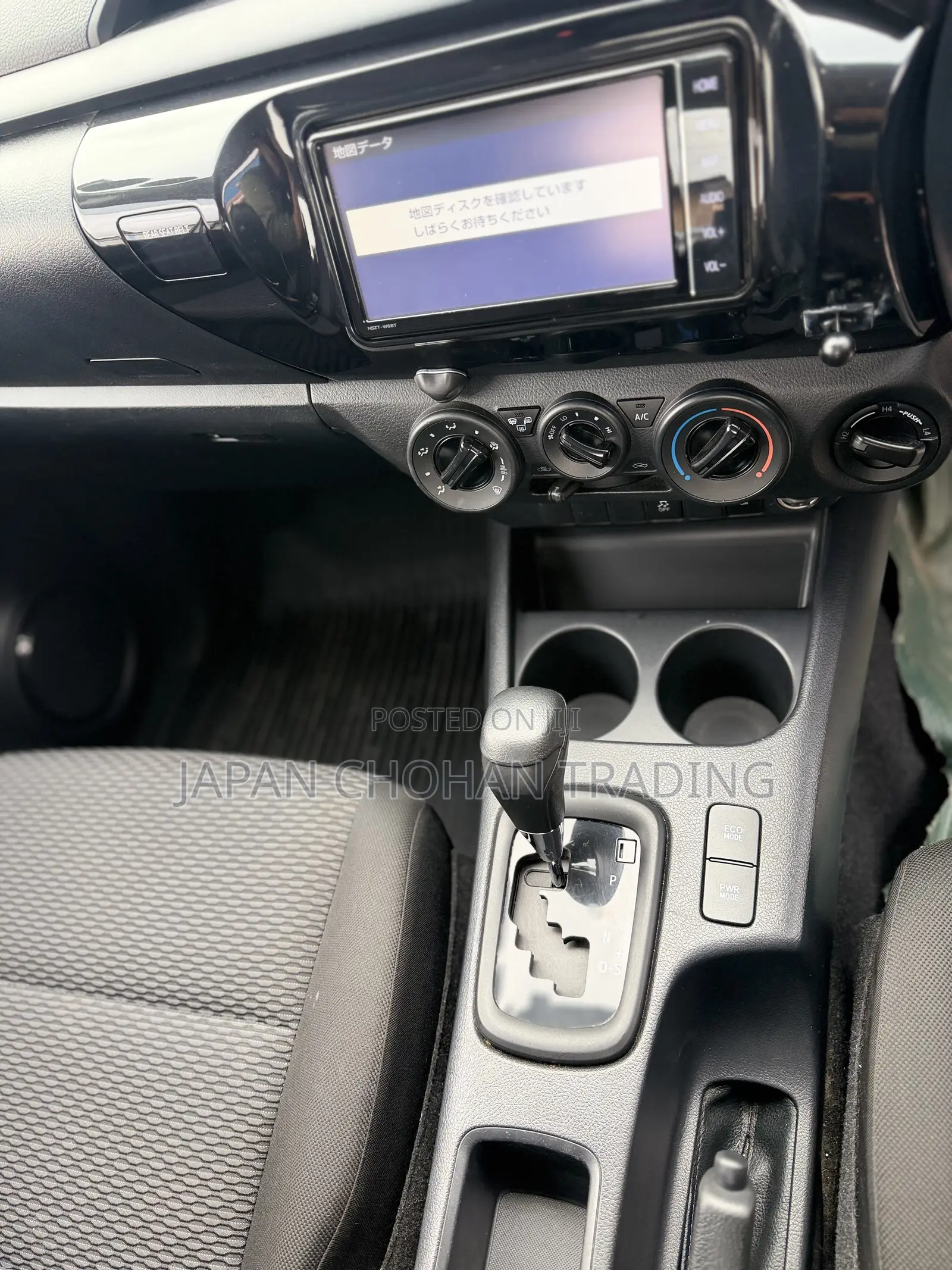 Toyota Hilux Revo Double Cab Deisel 2.4 RWD 2019 White