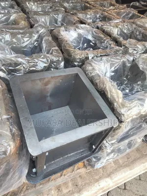 150mm by 150mm Cube Moulds