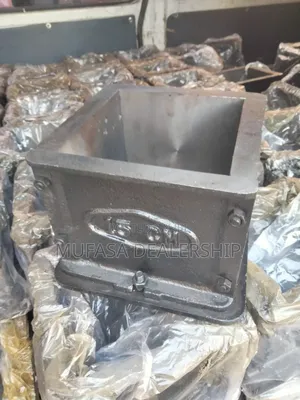150mm by 150mm Cube Moulds
