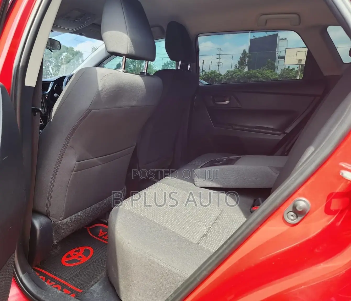 Toyota Auris 2017 Red