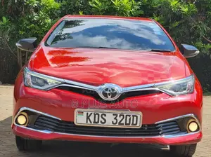 Toyota Auris 2017 Red