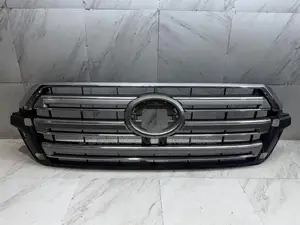 Toyota Land Cruiser 200 Facelift Grille