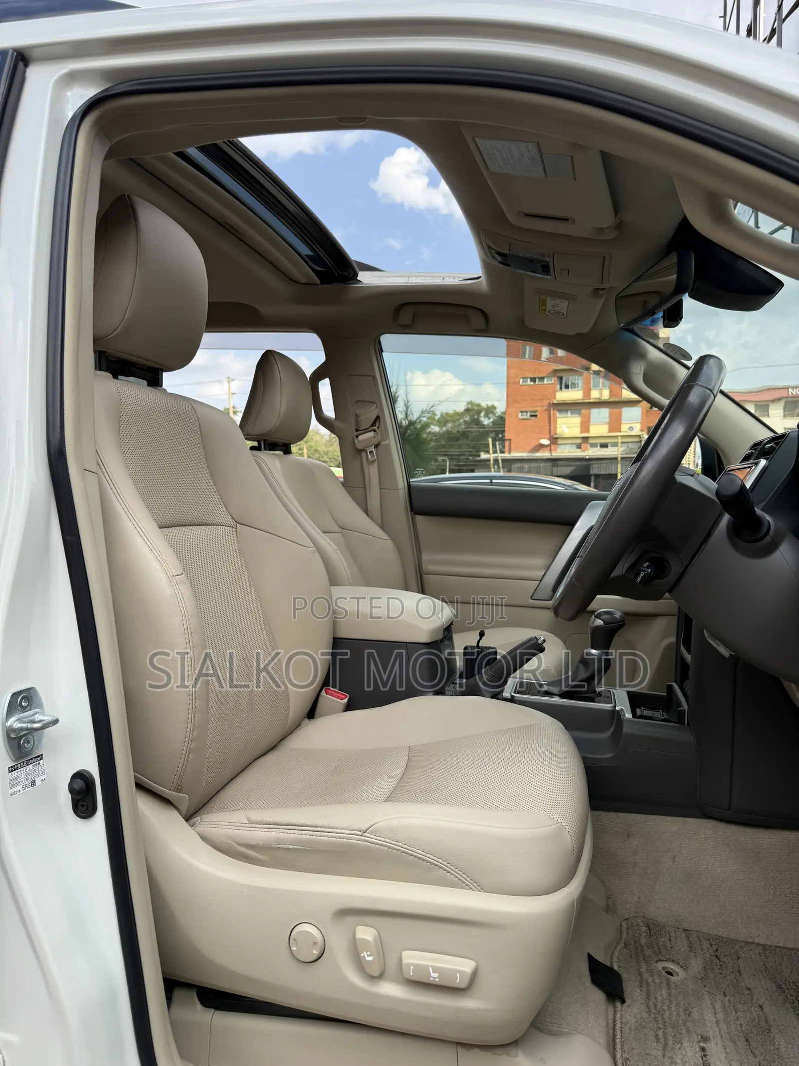 Toyota Land Cruiser Prado 2.8 2020 White