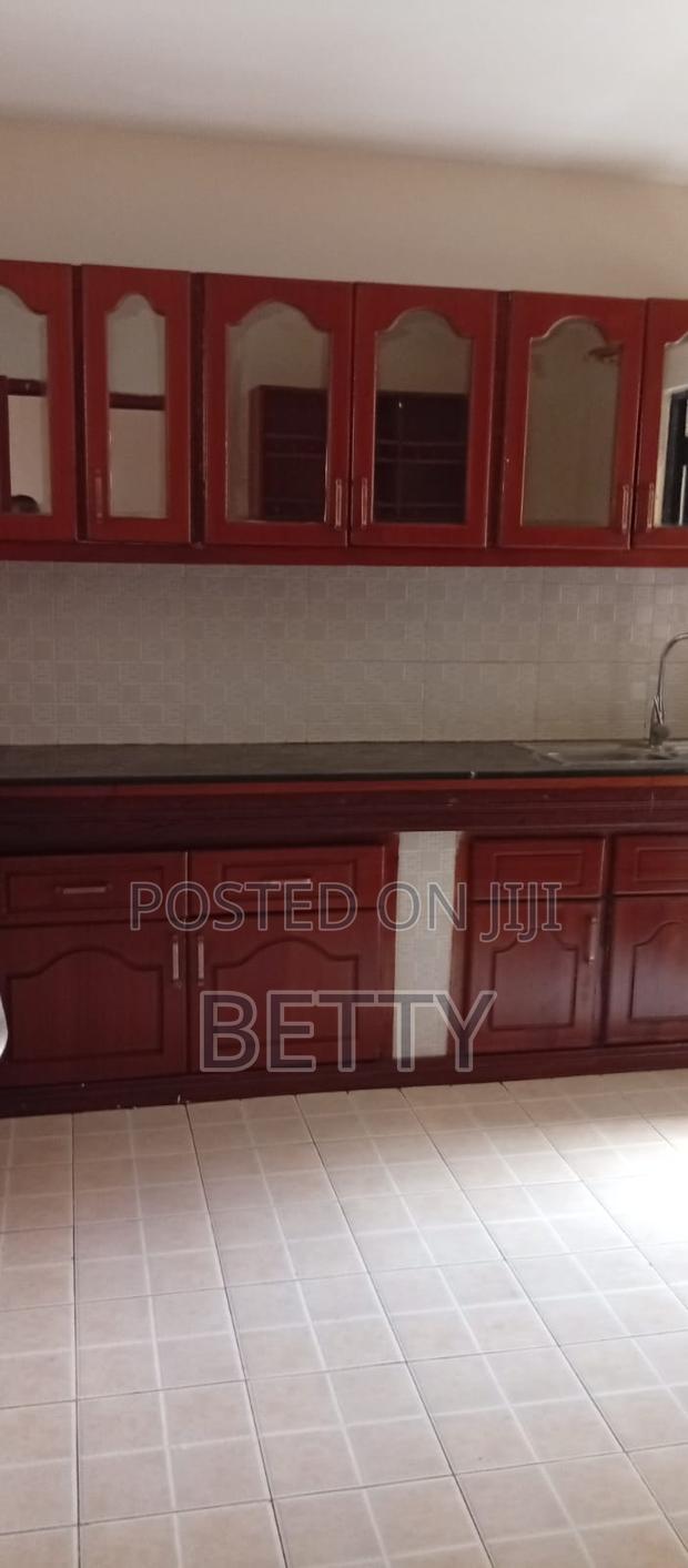 3bdrm Apartment in Ruaka for rent