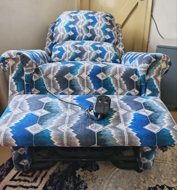 Riser / Recliner Seat - thumbnail 4