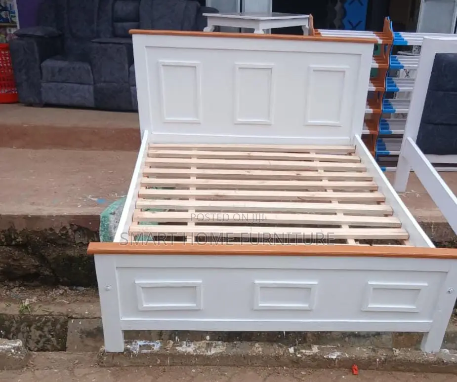 White Board Bed