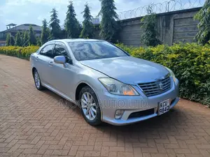 Toyota Crown 2012 Silver