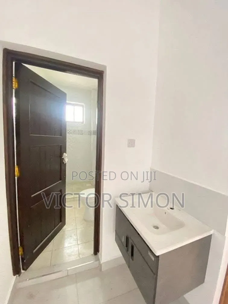 Mdern One Bedroom to Let on a Flat Bamburi Mtambo Msa