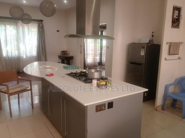 9bdrm House in Muthaiga for sale - thumbnail 16
