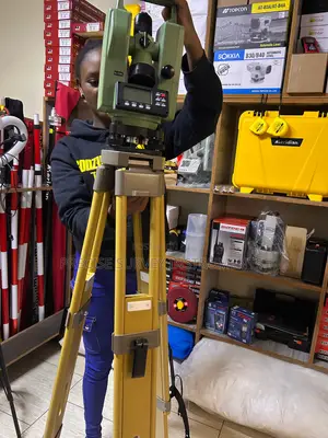 Heavy Duty Timber Tripod for Auto Levels and Lasers