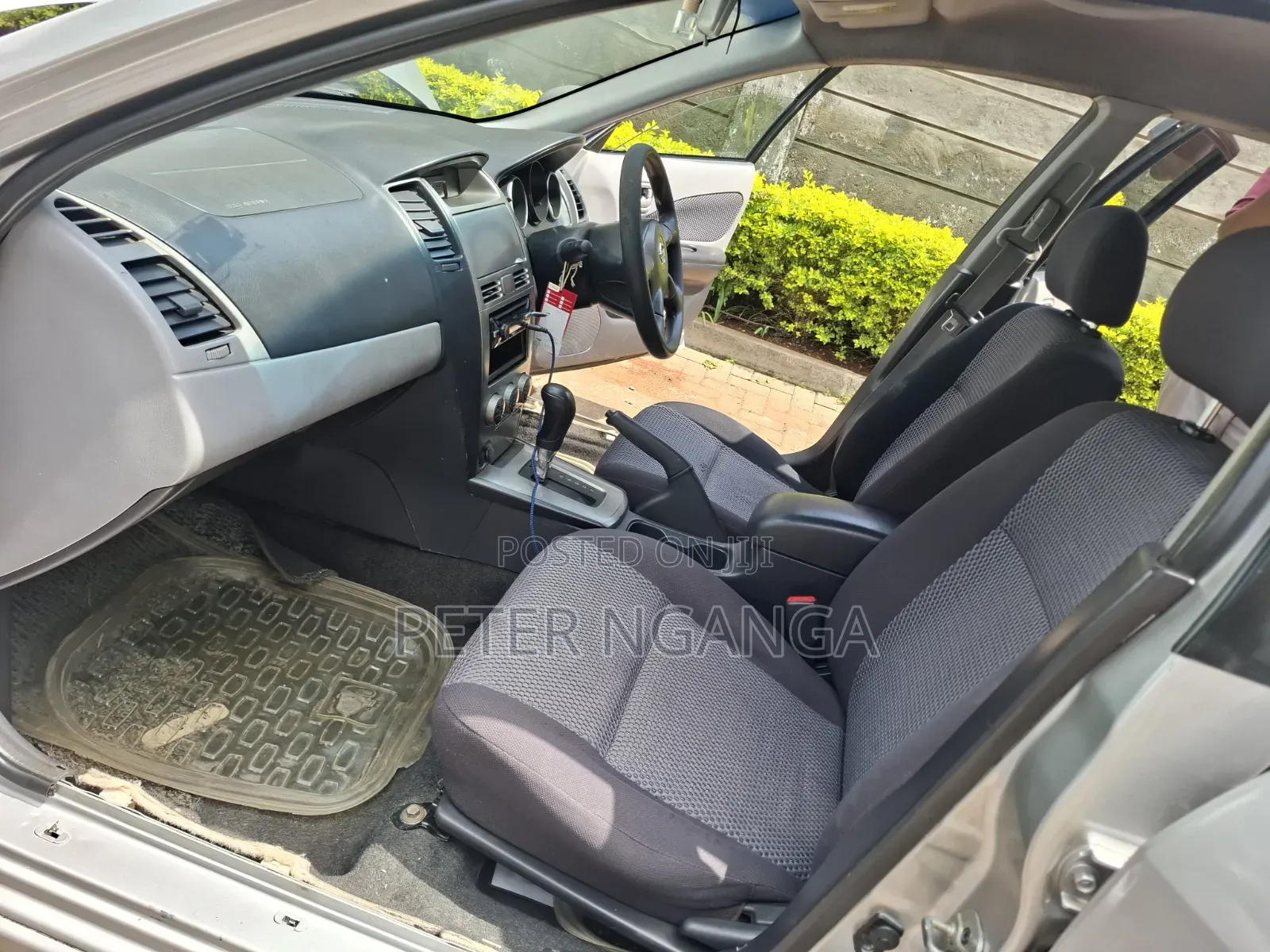 Nissan Wingroad 2005 Silver