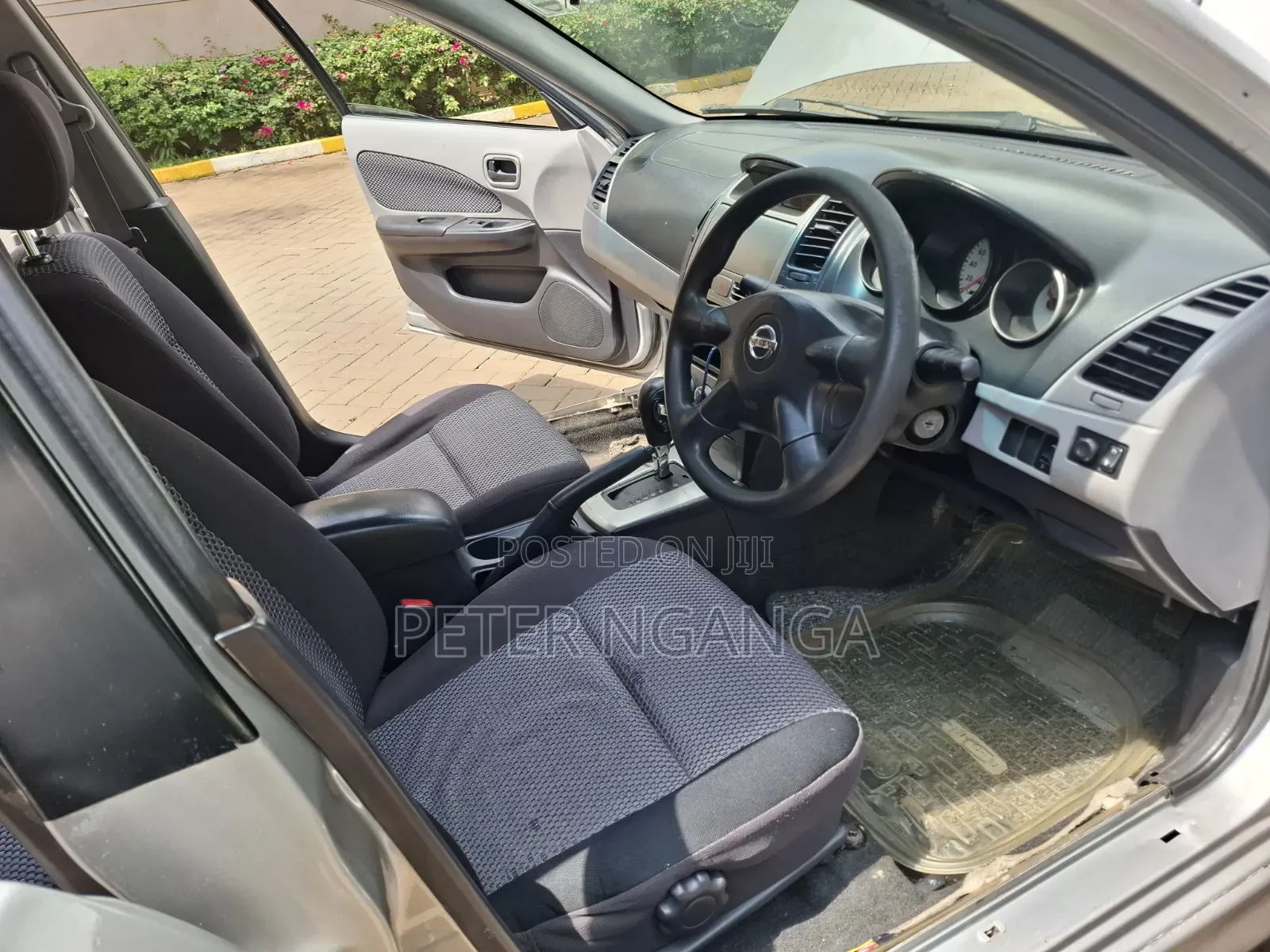 Nissan Wingroad 2005 Silver