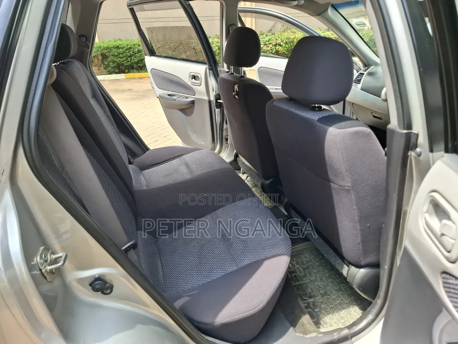 Nissan Wingroad 2005 Silver