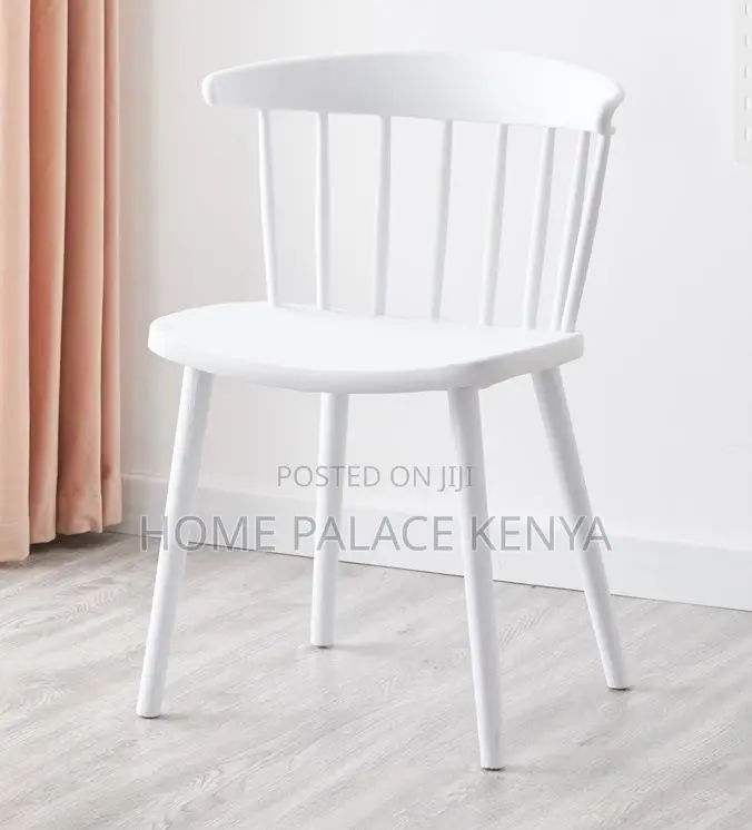 Plastic Chair: Lightweight Modern Plastic Leisure