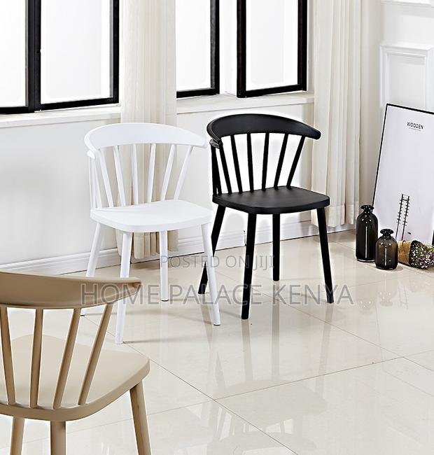 Plastic Chair: Lightweight Modern Plastic Leisure - thumbnail 5