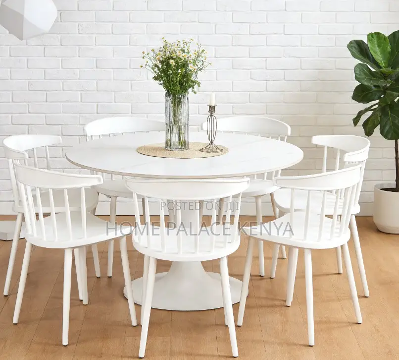 Plastic Chair: Lightweight Modern Plastic Leisure