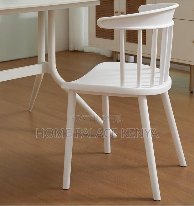 Plastic Chair: Lightweight Modern Plastic Leisure - thumbnail 9