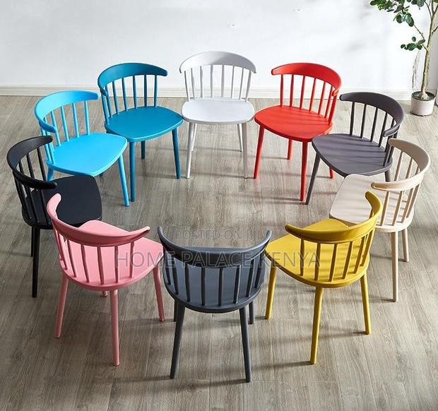 Plastic Chair: Lightweight Modern Plastic Leisure - thumbnail 14