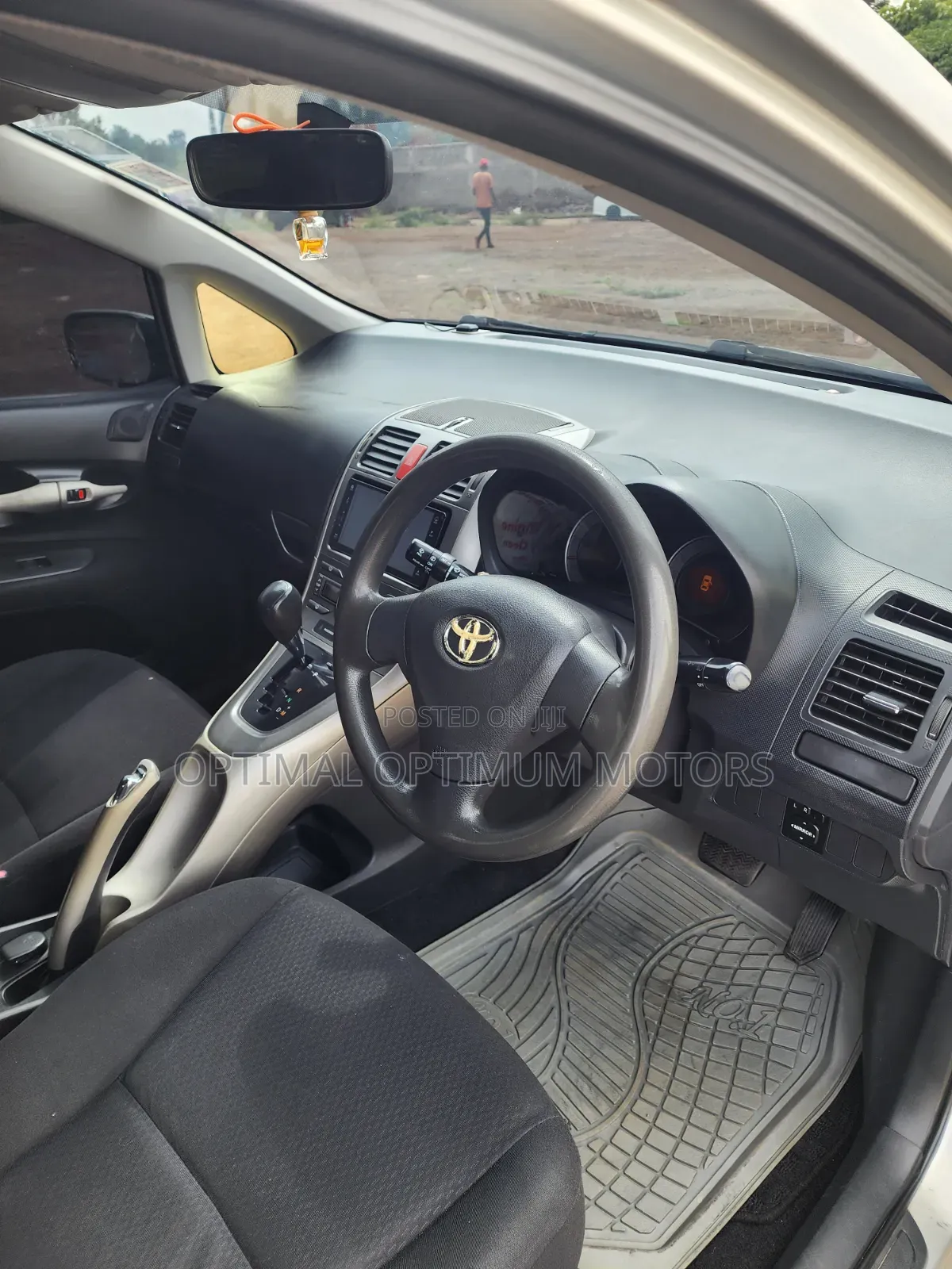 Toyota Auris 2009 Gray
