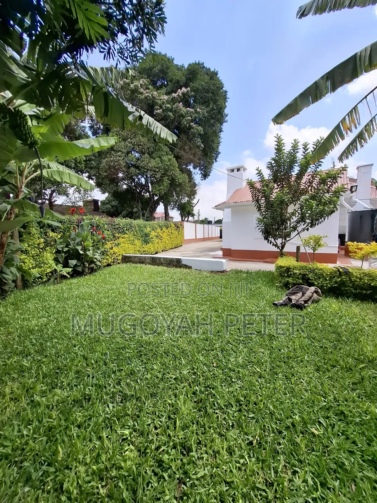 3bdrm Bungalow in Uthiru for rent