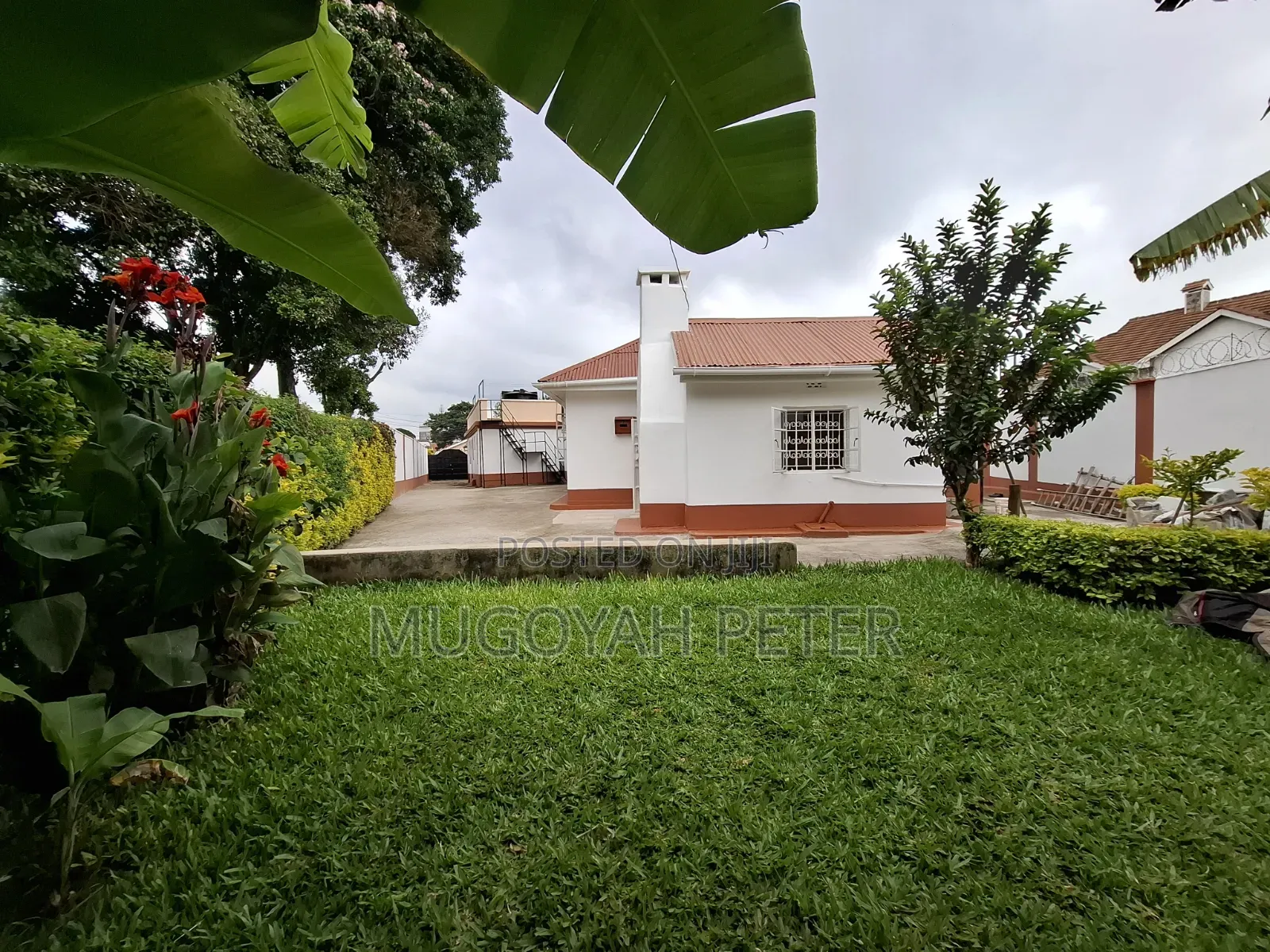 3bdrm Bungalow in Uthiru for rent