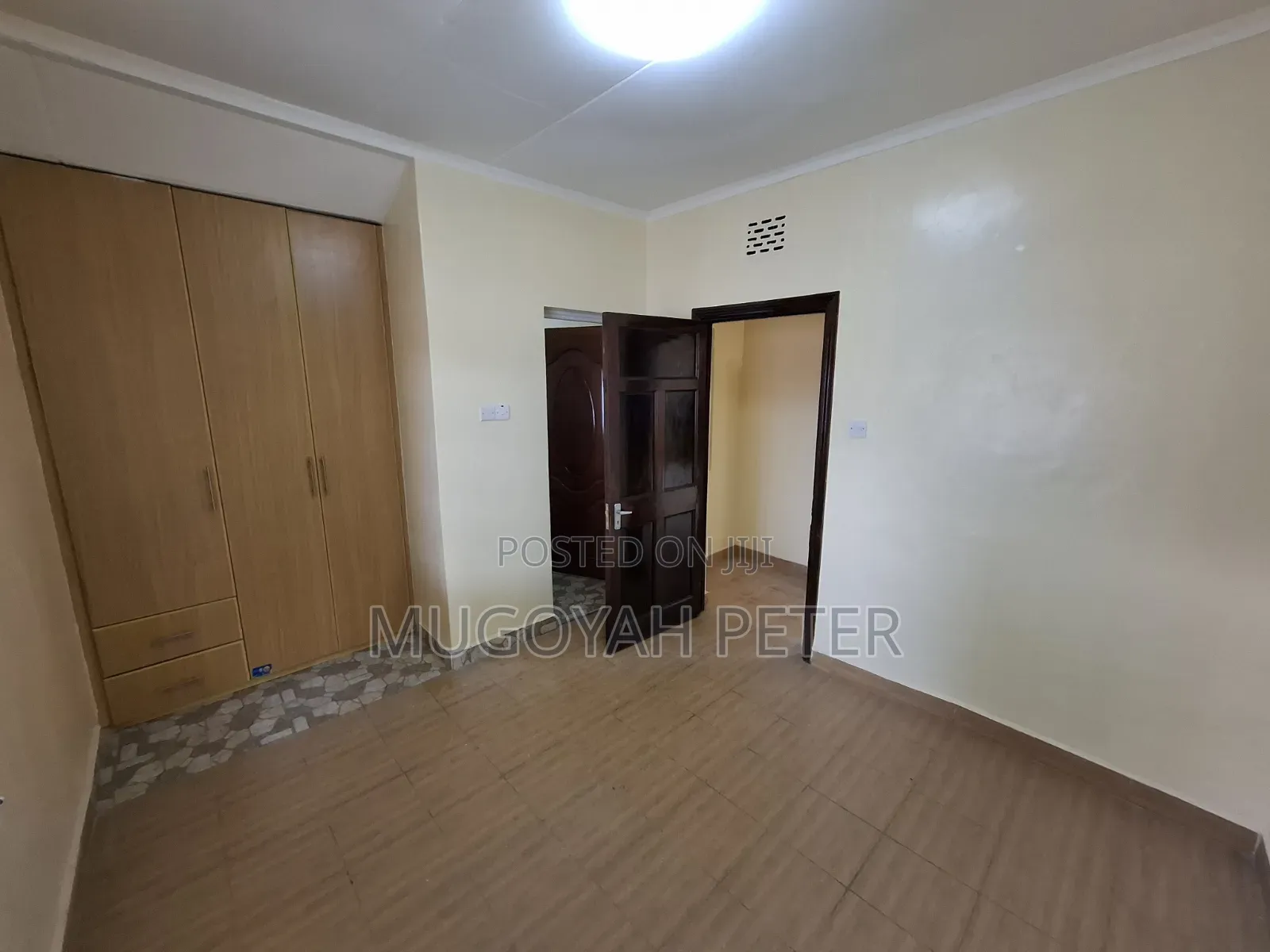 3bdrm Bungalow in Uthiru for rent