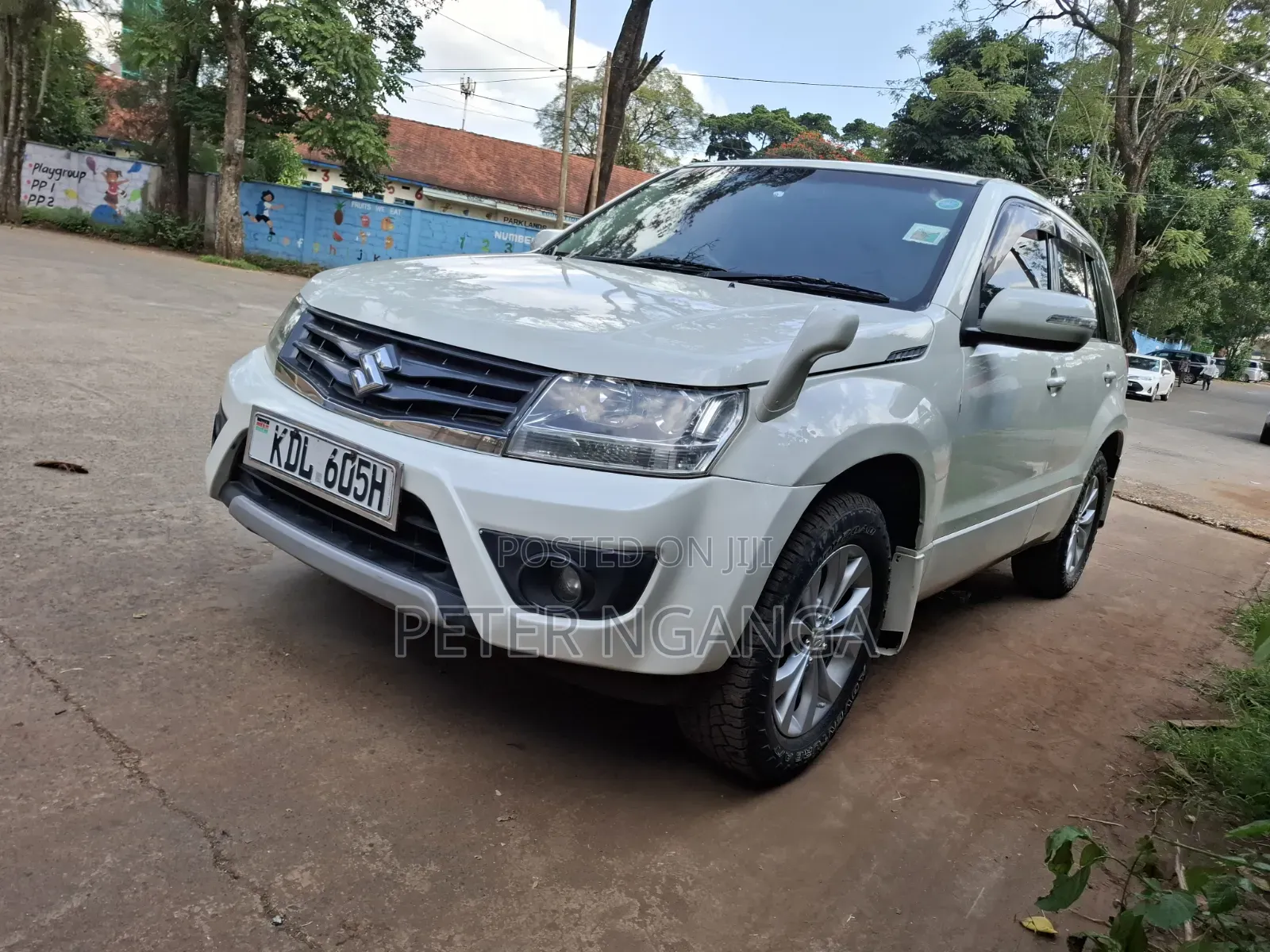 Suzuki Escudo 2015 White