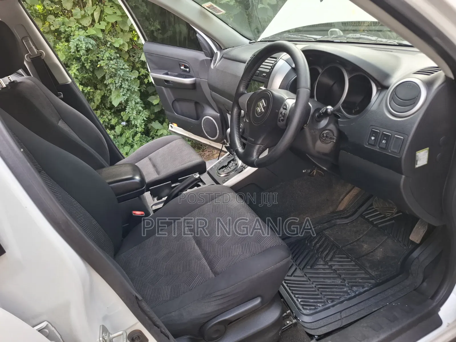 Suzuki Escudo 2015 White