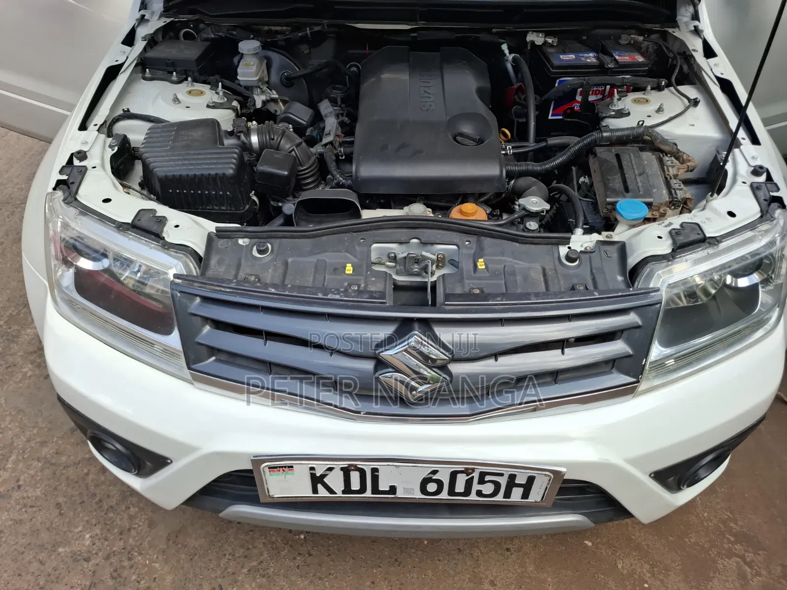 Suzuki Escudo 2015 White