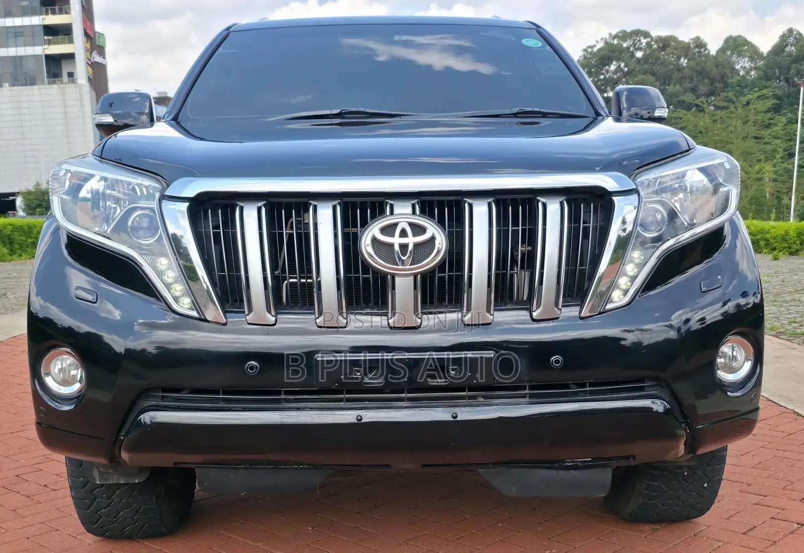 Toyota Land Cruiser Prado 2016 Black